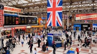 A Walk Through The London Victoria Station London England [upl. by Cooe901]